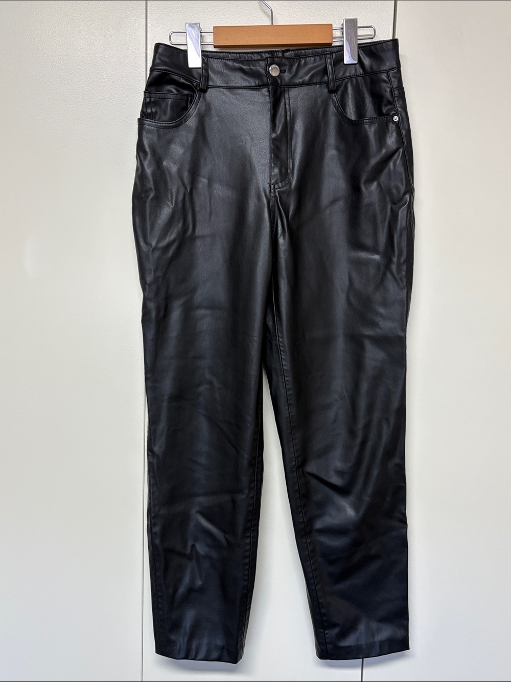 Zara Women’s straight vegan Leather pants